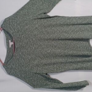 DRESS BARN WOMENS TOP SIZE 24 IN A BEAUTIFUL CREAM & GREEN COLOR